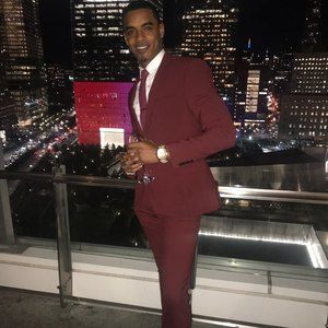 Meet your Posher, Devone